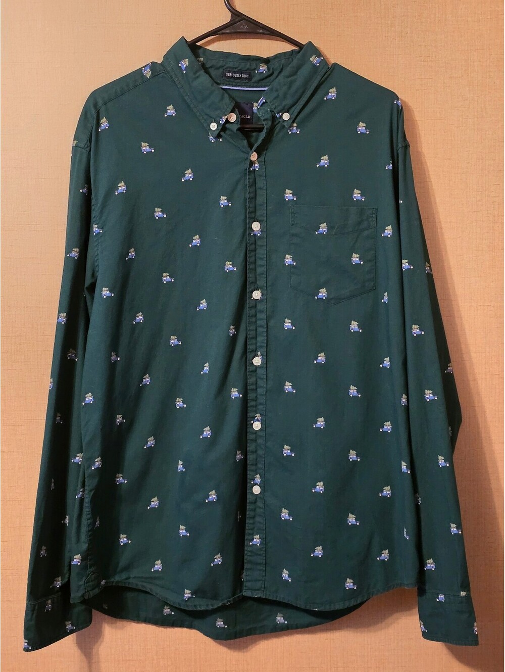 American Eagle Seriously Soft Holiday Shirt L Green Truck Christmas Tree